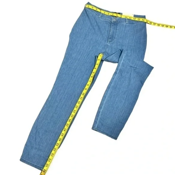 NYDJ light wash Skinny Jeans slimming lift tuck technology contour ami crop sz 6 - Picture 6 of 10